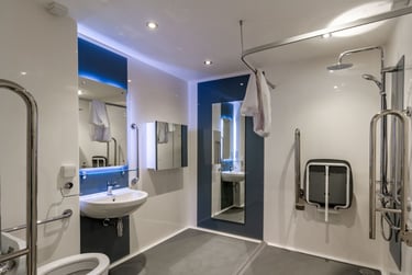 Platinum En Suite - Image 5